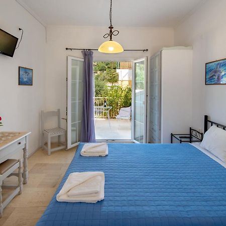 Soustas Apartments Longos  Luaran gambar