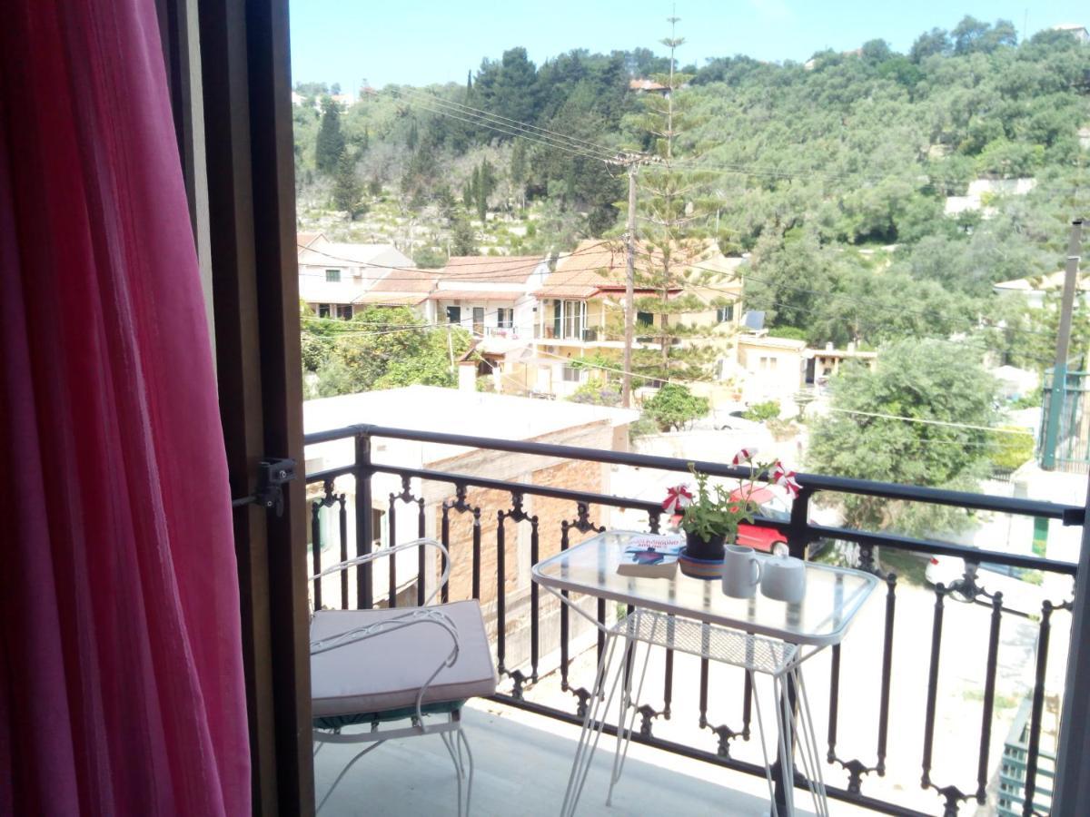 Soustas Apartments Longos  Luaran gambar