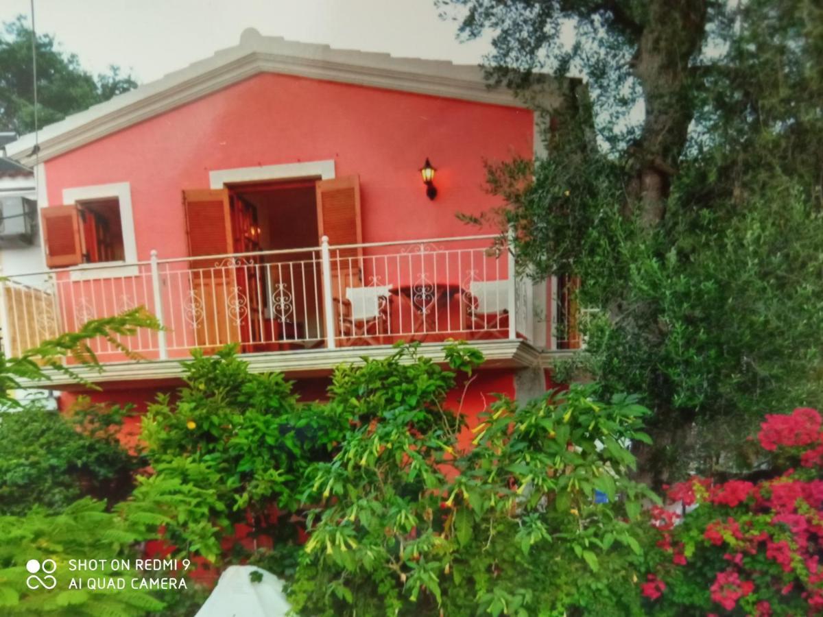 Soustas Apartments Longos  Luaran gambar