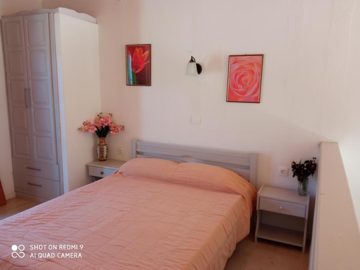Soustas Apartments Longos  Luaran gambar